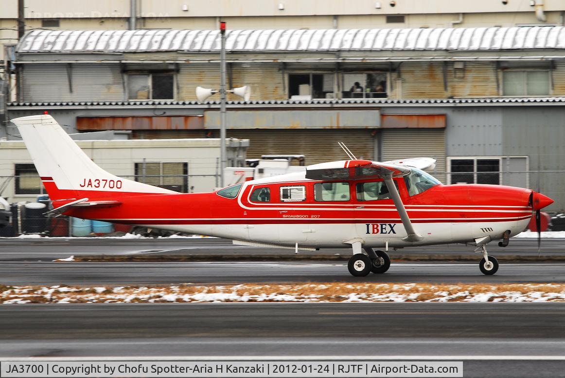 JA3700, 1974 Cessna T207 C/N 20700238, NikonD200+TAMRON AF 200-500mm F/5-6.3 LD IF