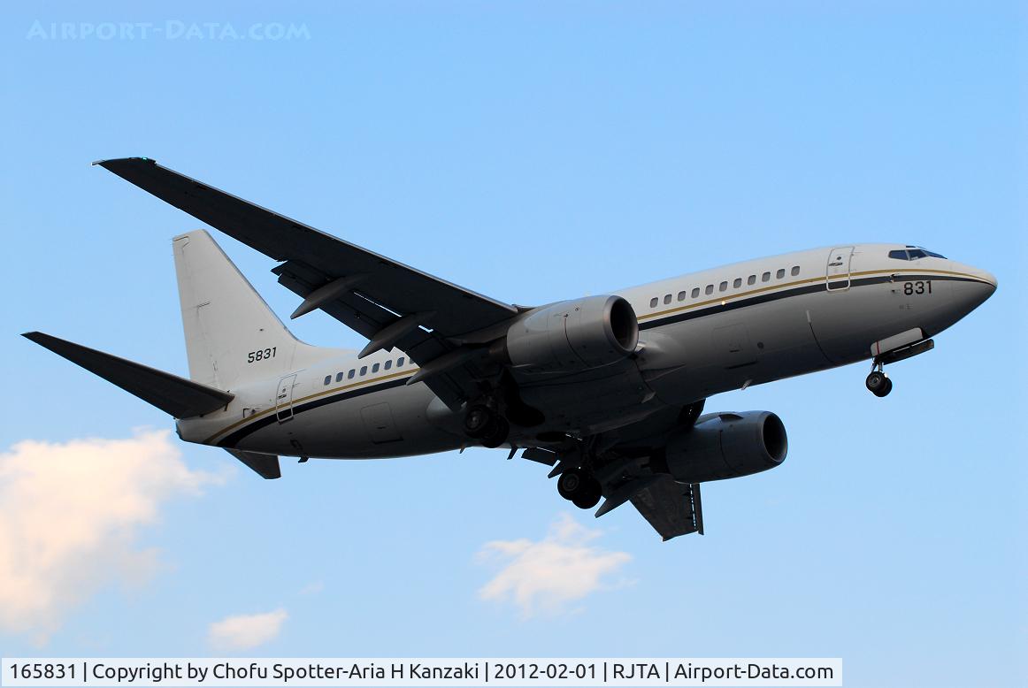 165831, 2000 Boeing C-40A Clipper (737-fAF) C/N 30200, NikonD200+TAMRON SP AF 70-200mm F/2.8 Di LD [IF]