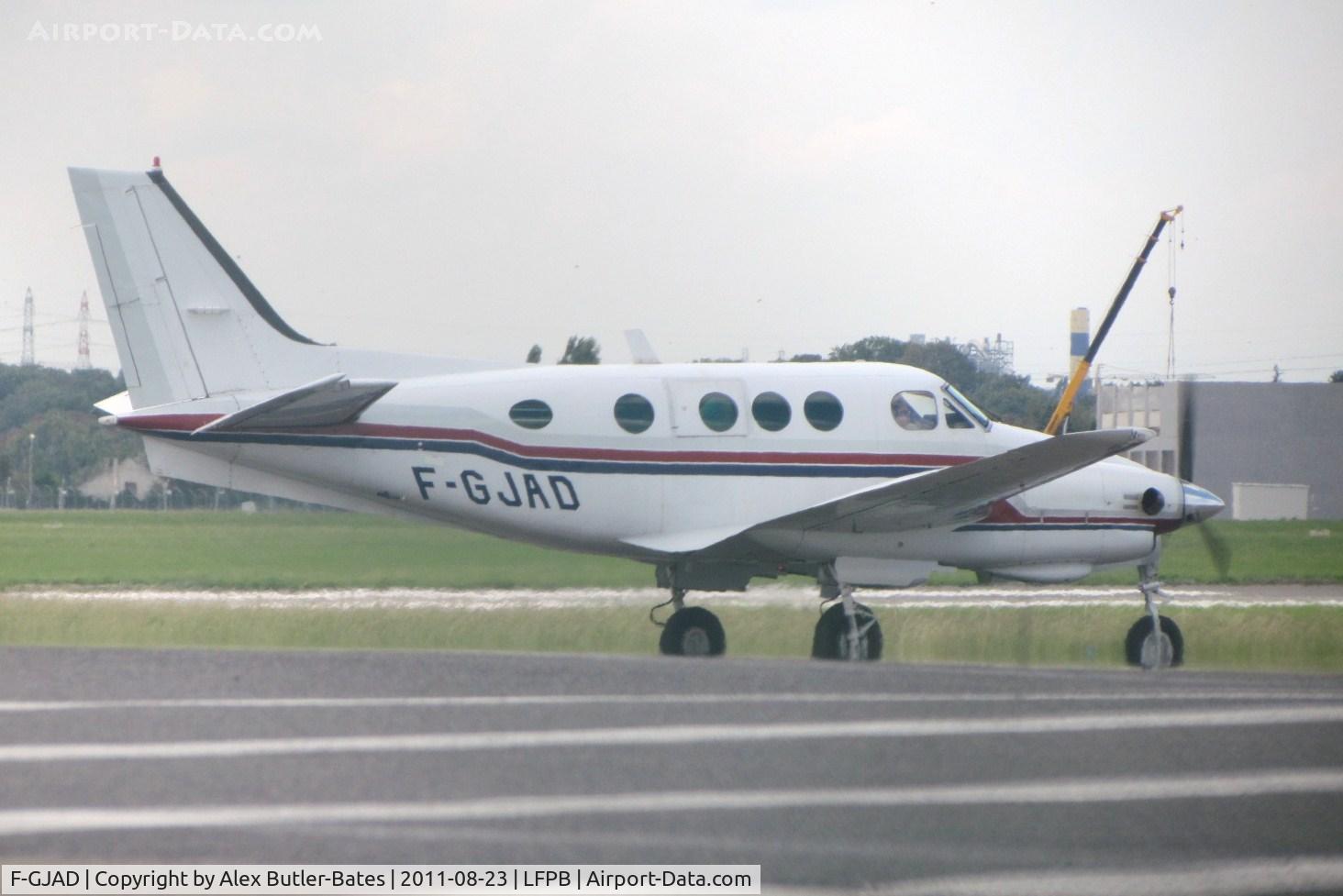 F-GJAD, 1972 Beech E90 King Air C/N LW-3, 