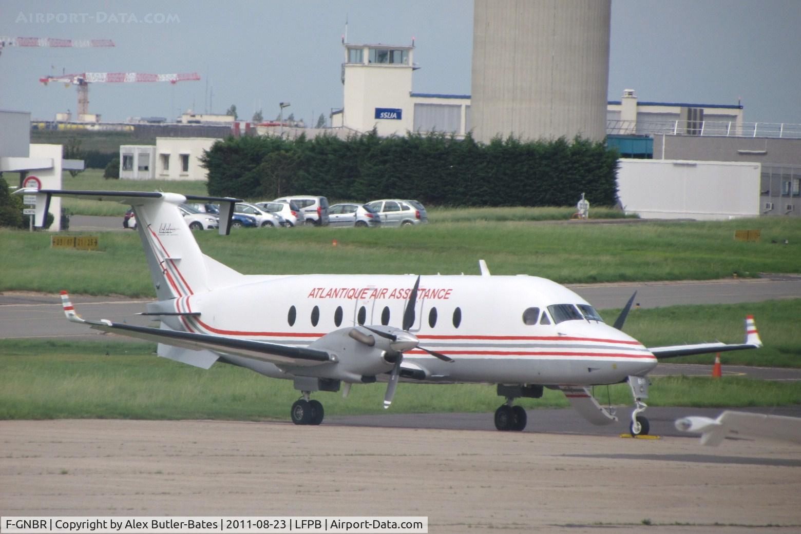 F-GNBR, 1998 Beech 1900D C/N UE-327, 