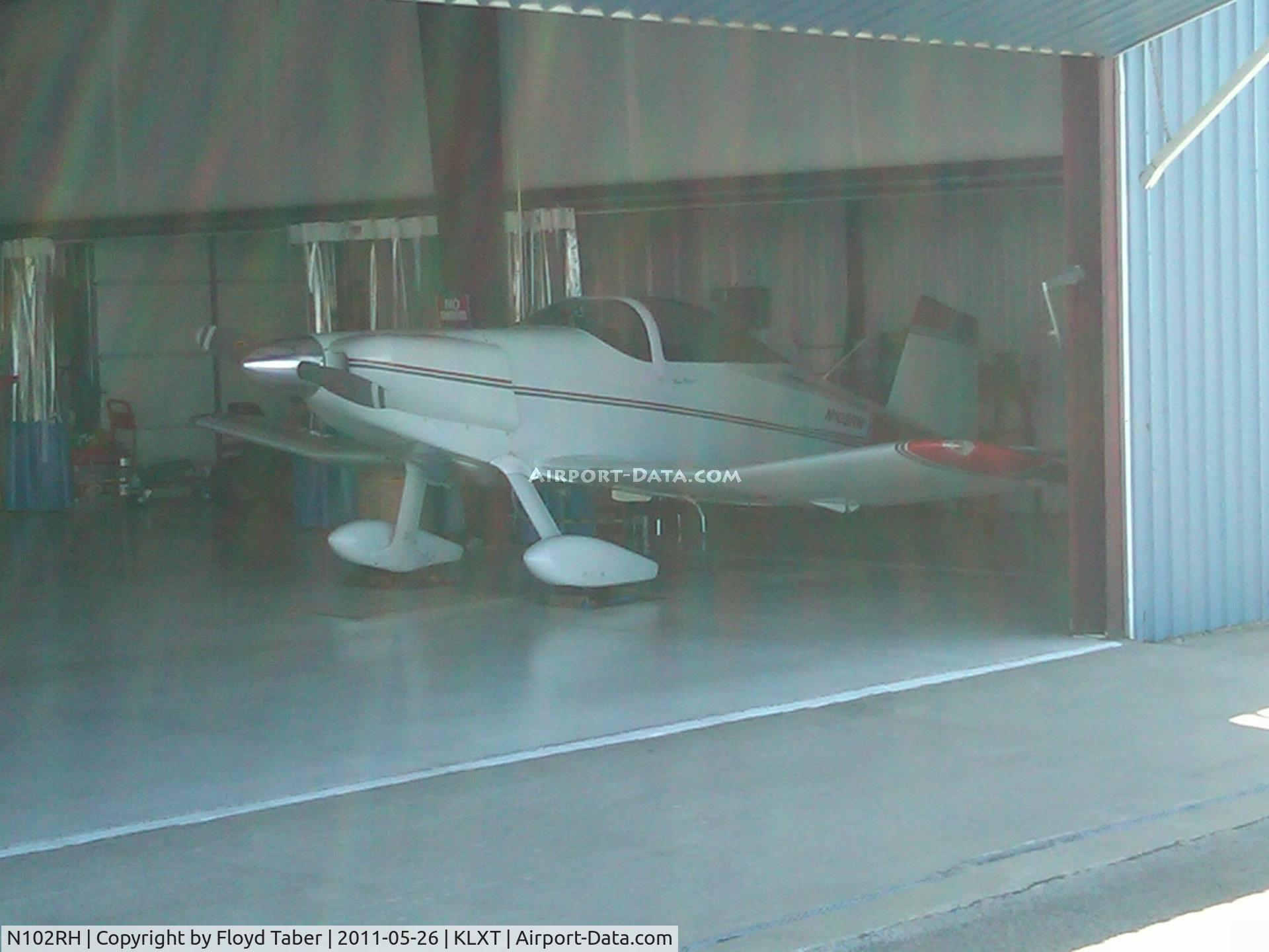 N102RH, 1992 Thorp T-18 Tiger C/N 1316, sitting in the EAA 91 Hangar