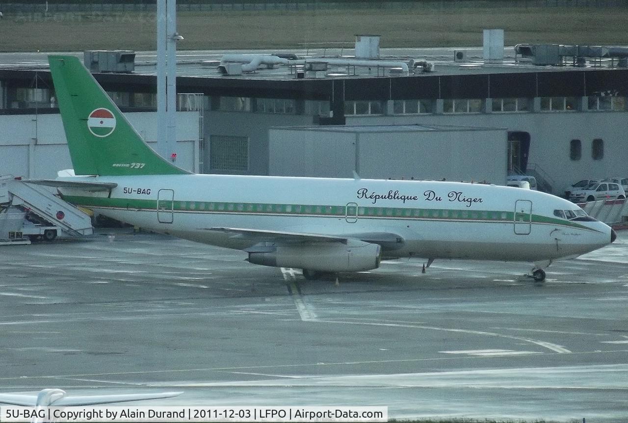 5U-BAG, 1978 Boeing 737-2N9C C/N 21499, C/N 513 is probably one of the very last 737-200s serving their original operators. Alpha-Golf was delivered new in 1978 to the government of Niger, a Sahelian African country sandwiched by Algeria and Nigeria. Niamey is both the capital city and the home