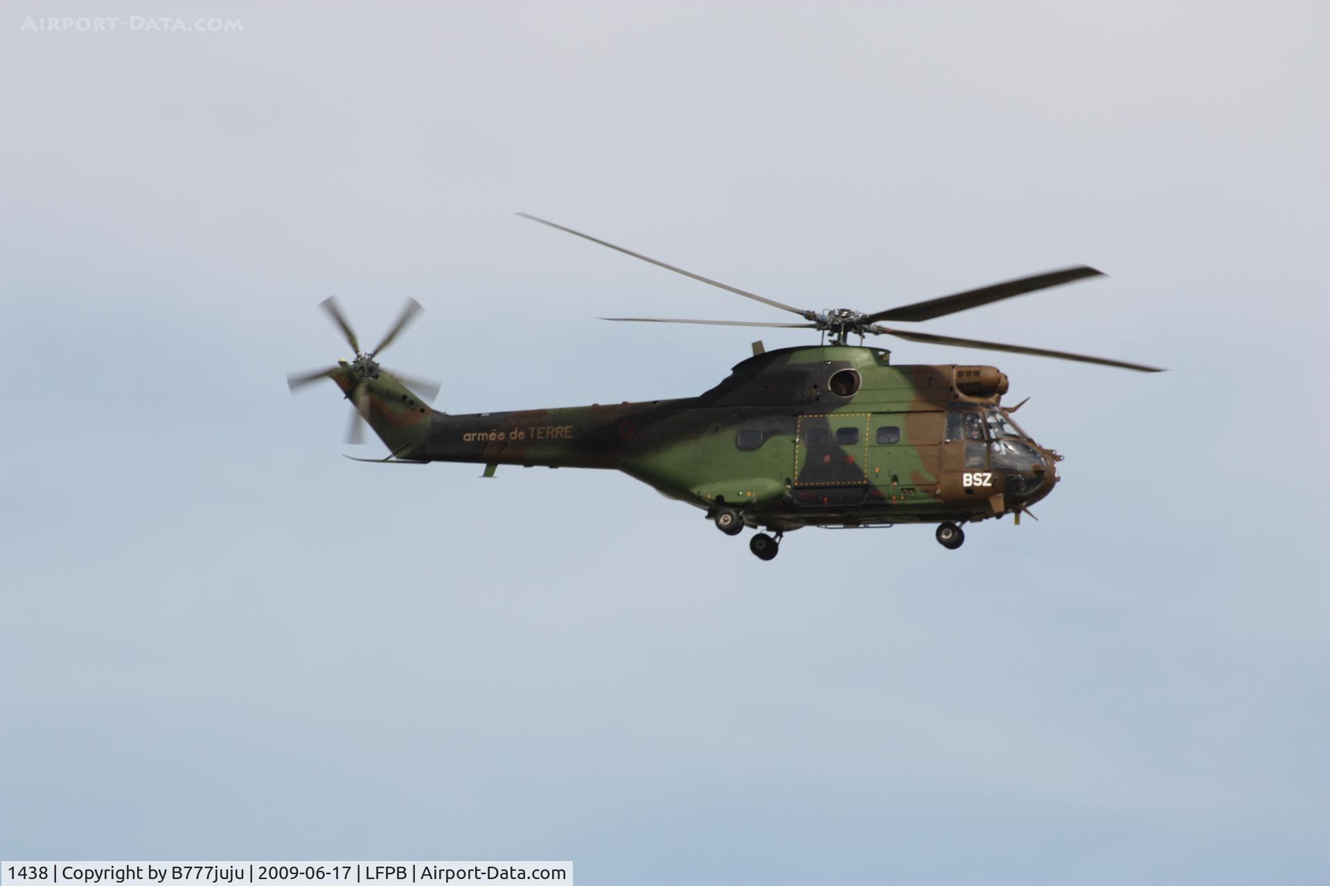 1438, Aérospatiale SA-330B Puma C/N 1438, on transit at Le bourget during SIAE 2009