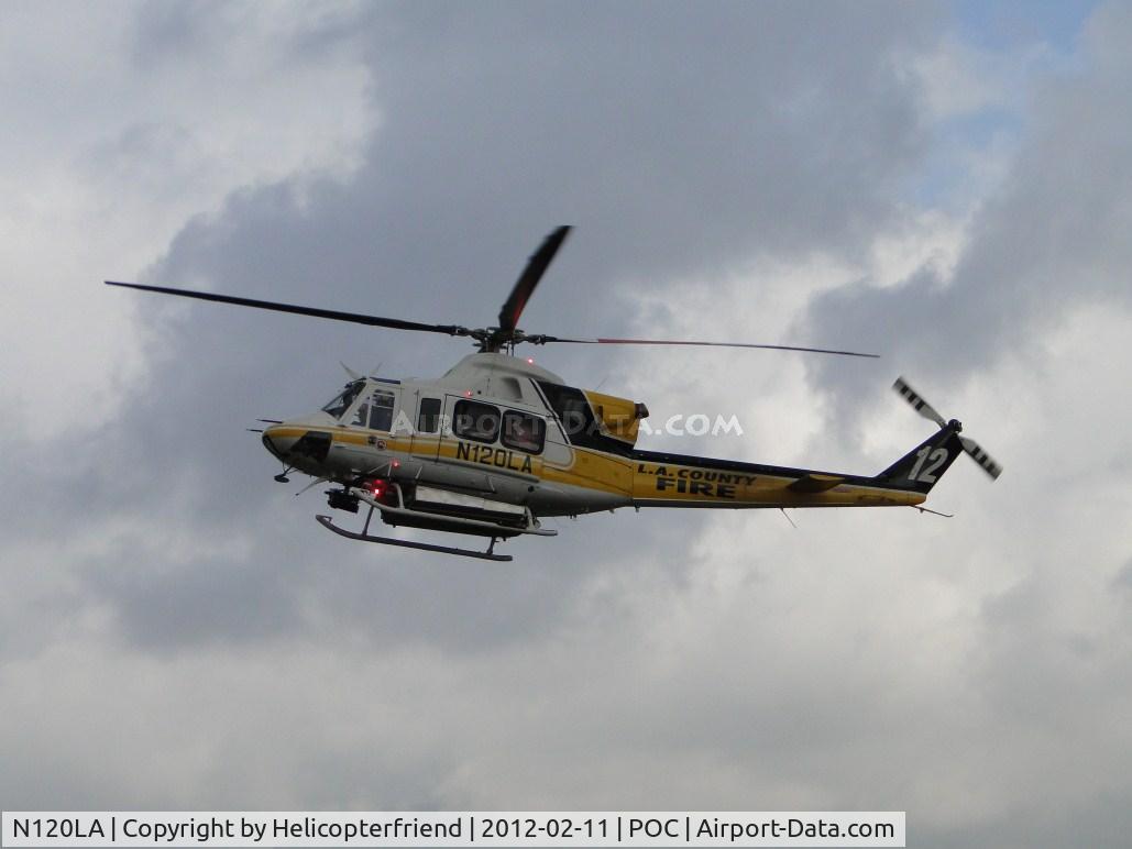 N120LA, 2007 Bell 412EP C/N 36455, Flaring out to slow down prior to turning southbound on the westside of LASO helicopter N950SB (Rescue 5)