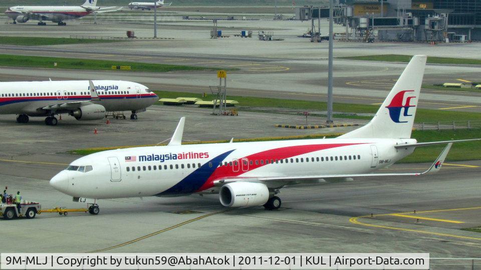 9M-MLJ, 2011 Boeing 737-8 C/N 39319, Malaysia Airlines Boeing 737-800
