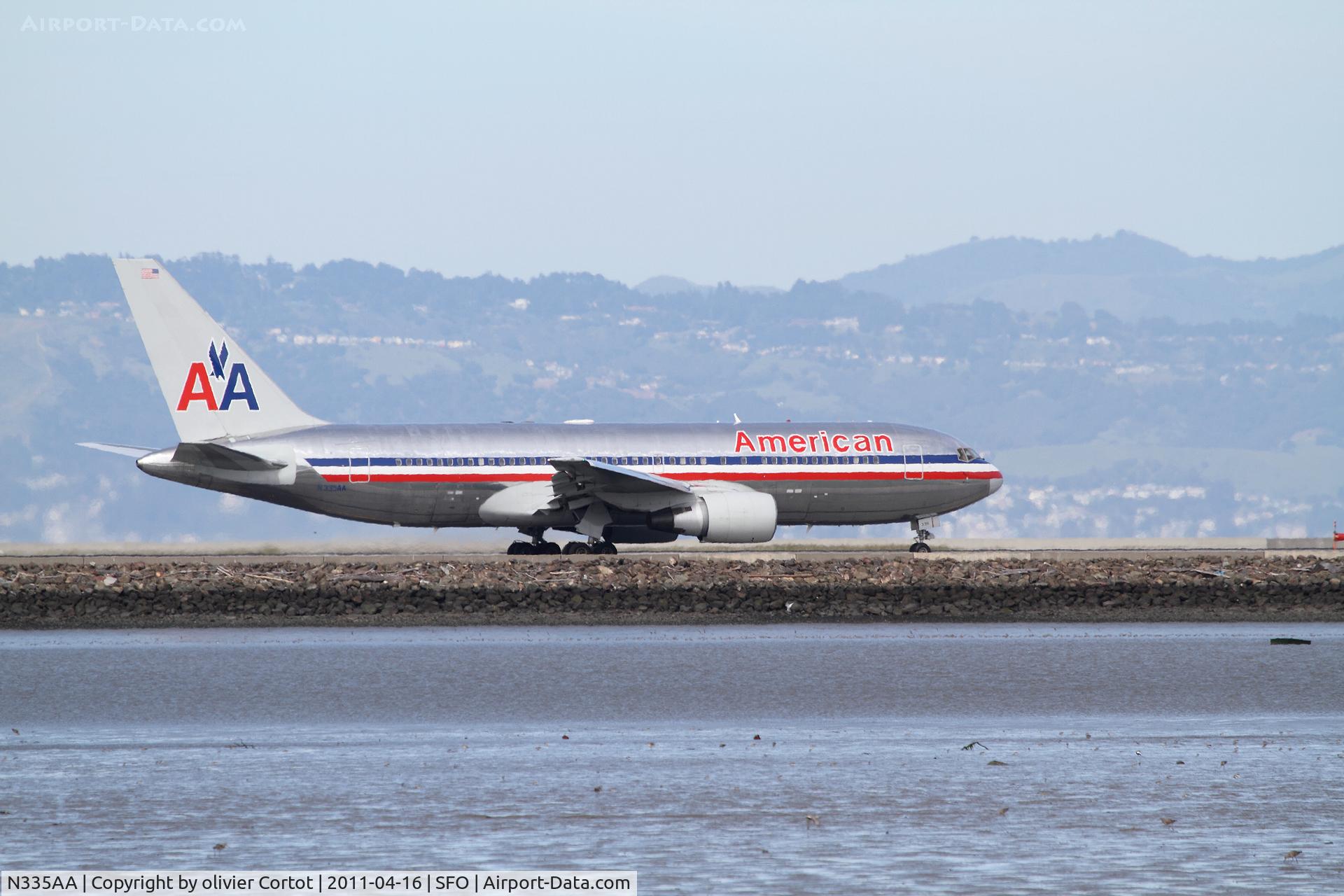 N335AA, 1987 Boeing 767-223 C/N 22333, in the heat of SFO...