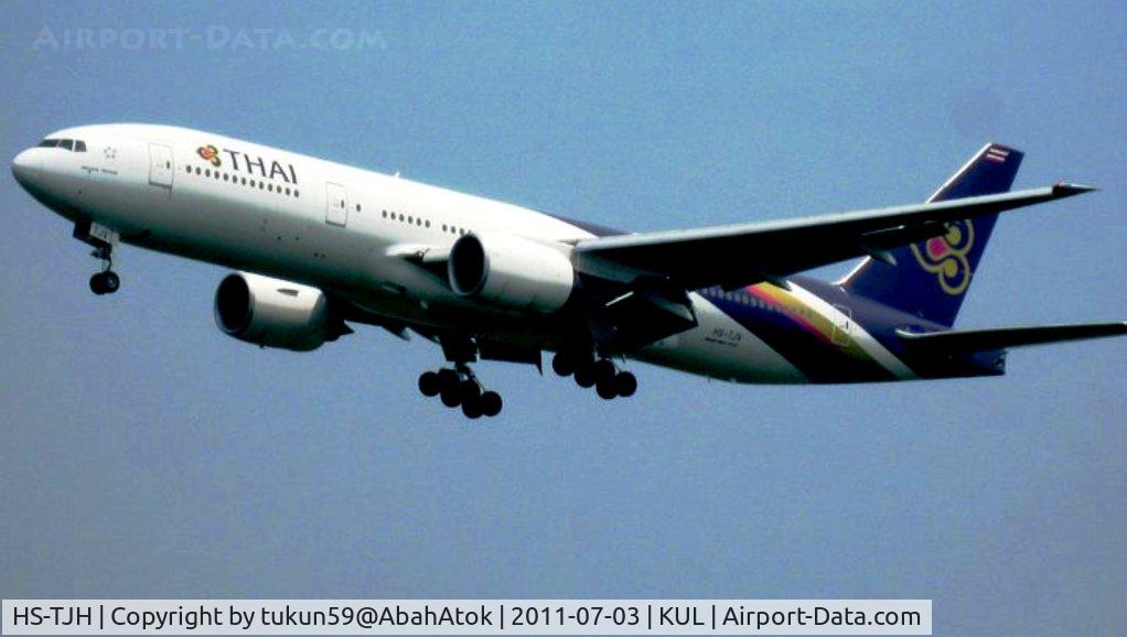 HS-TJH, 1997 Boeing 777-2D7 C/N 27733, Thai Airways International