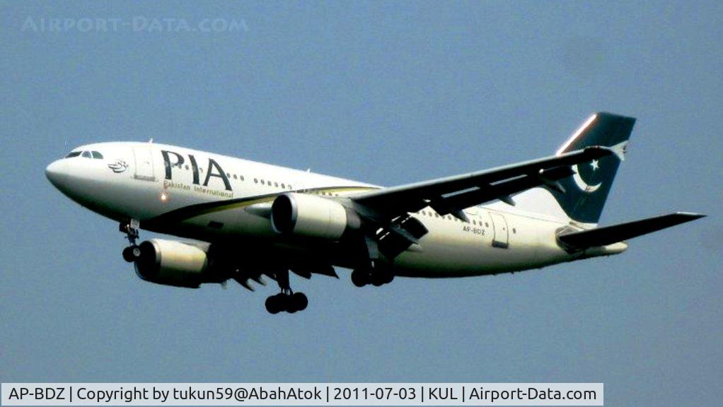 AP-BDZ, 1991 Airbus A310-308 C/N 585, Pakistan International Airlines - PIA