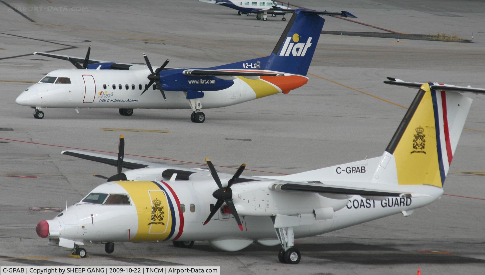 C-GPAB, 1991 De Havilland Canada DHC-8-106 Dash 8 C/N 275, side by side goes the dash 8's