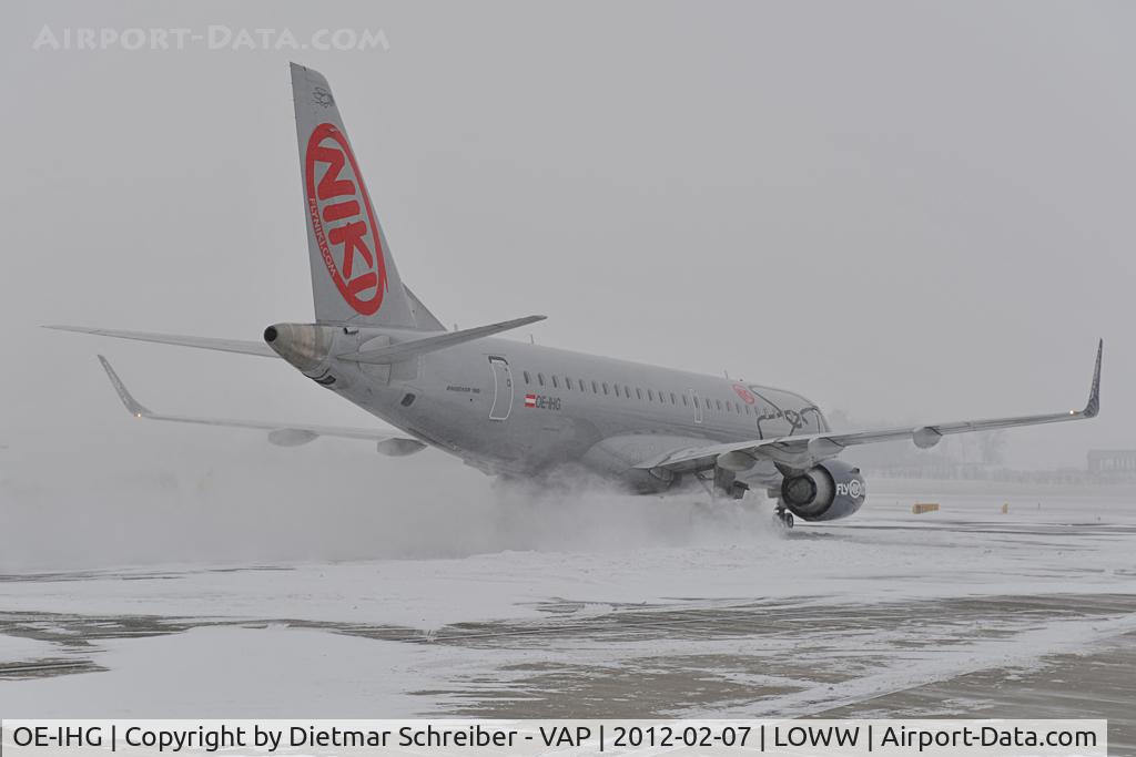 OE-IHG, 2011 Embraer 190LR (ERJ-190-100LR) C/N 19000435, Fly Niki Embraer 190