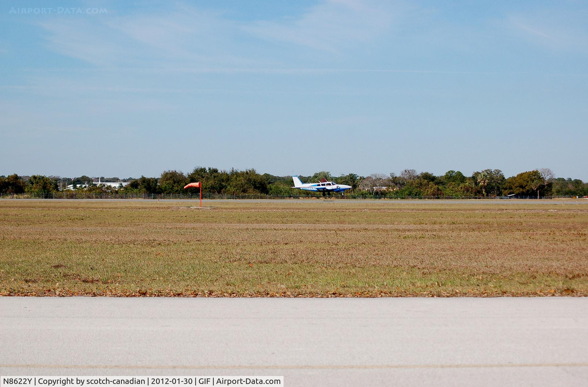 N8622Y, 1968 Piper PA-30 Twin Comanche C/N 30-1763, 1968 Piper PA-30 N8622Y at Gilbert Airport, Winter Haven, FL 