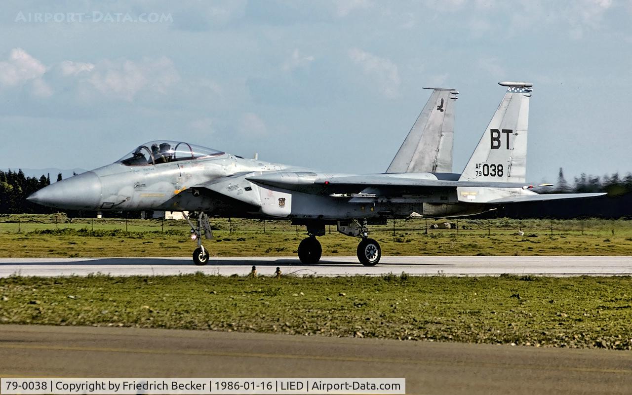 79-0038, 1979 McDonnell Douglas F-15C Eagle C/N 0575/C107, decelerating after touchdown