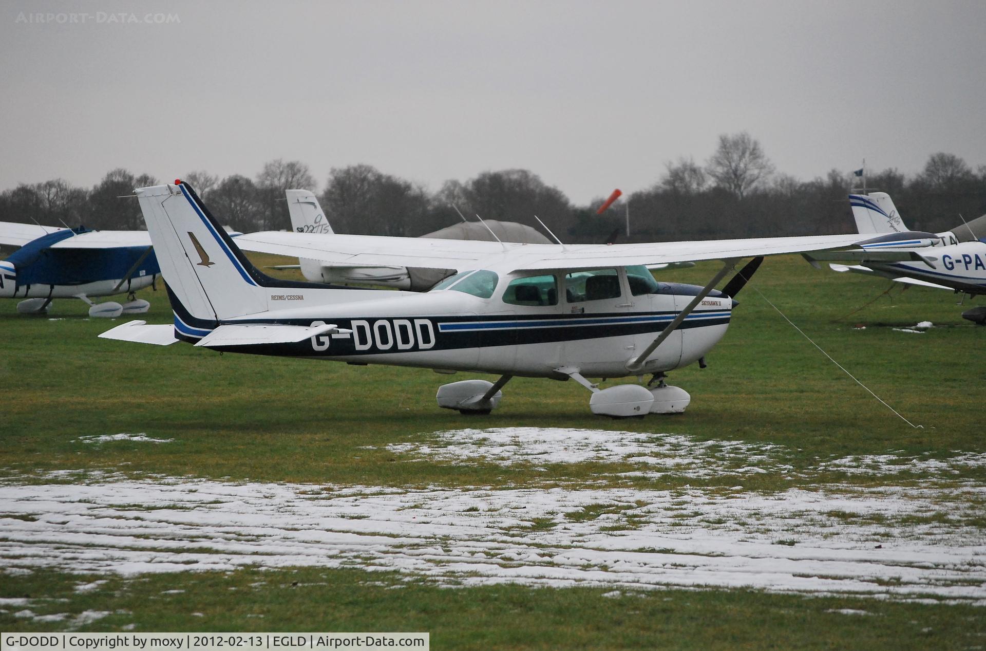 G-DODD, 1982 Reims F172P Skyhawk C/N 2175, Reims Cessna F172P Skyhawk II at Denham