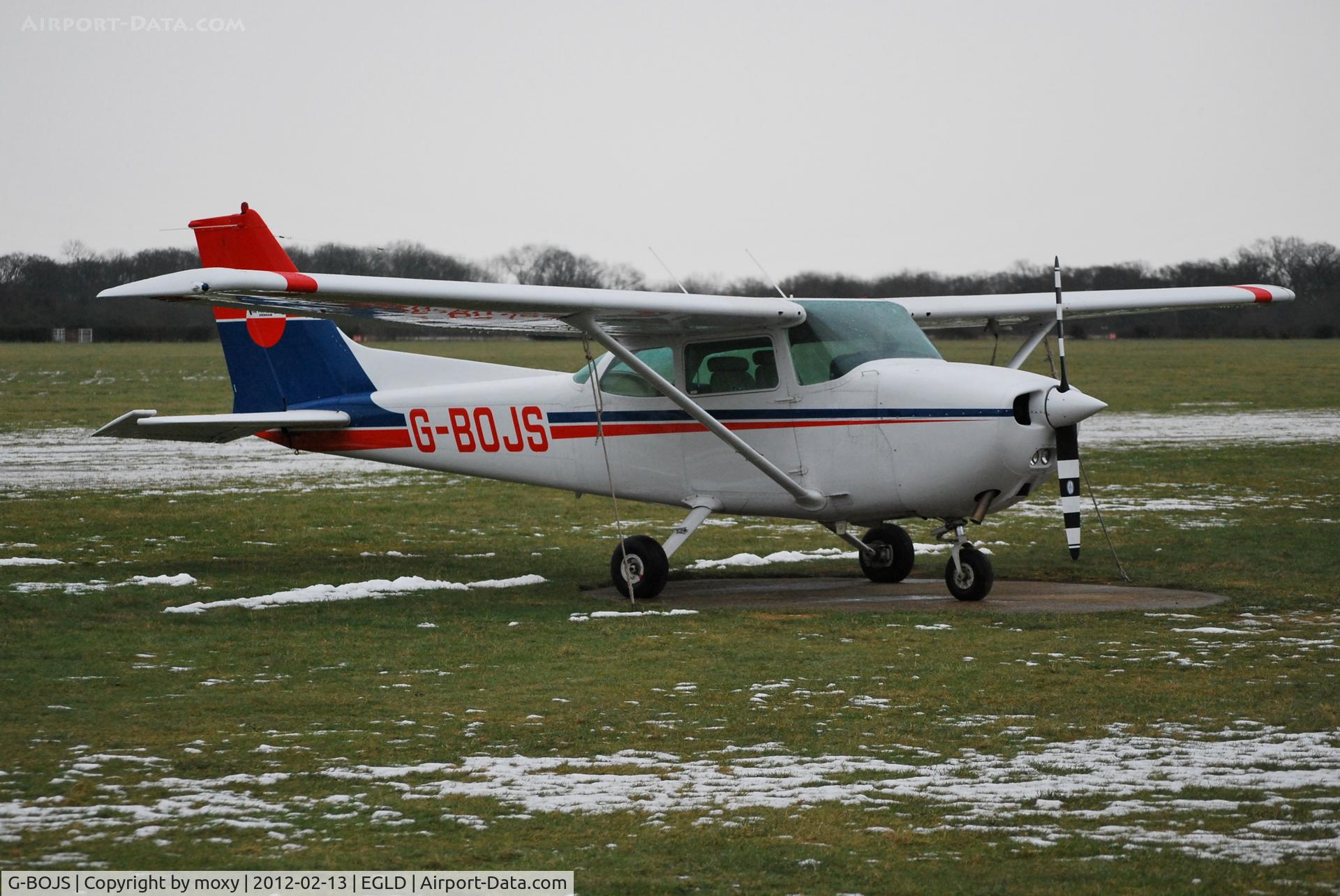 G-BOJS, 1981 Cessna 172P C/N 172-74582, Cessna Skyhawk Ex N52699 at Denham