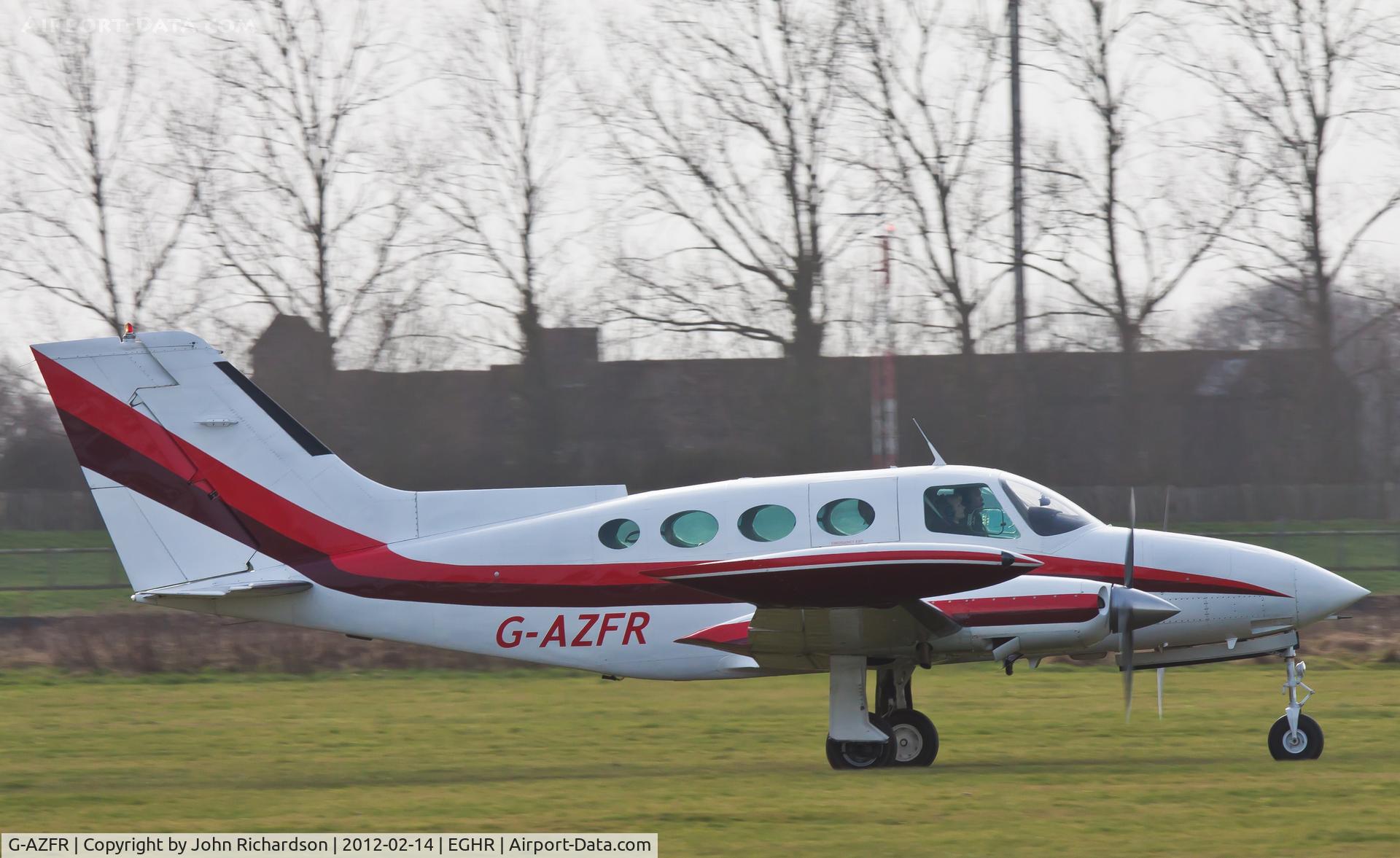 G-AZFR, 1971 Cessna 401B C/N 401B-0121, Departing Goodwood