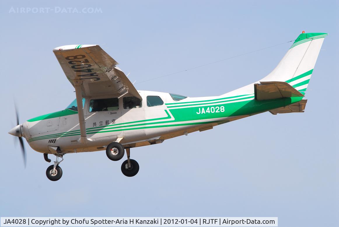 JA4028, 1988 Cessna TU206G 6 II Turbo Stationair C/N U20605416, NikonD200+TAMRON AF 200-500mm F/5-6.3 LD IF