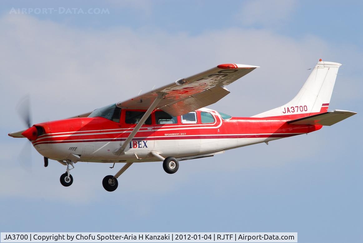 JA3700, 1974 Cessna T207 C/N 20700238, NikonD200+TAMRON AF 200-500mm F/5-6.3 LD IF