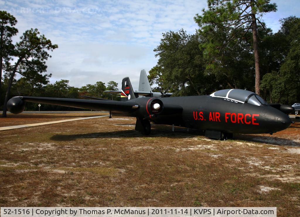 52-1516, 1952 Martin EB-57B Canberra C/N 099, Martin EB-57B (Canberra, 