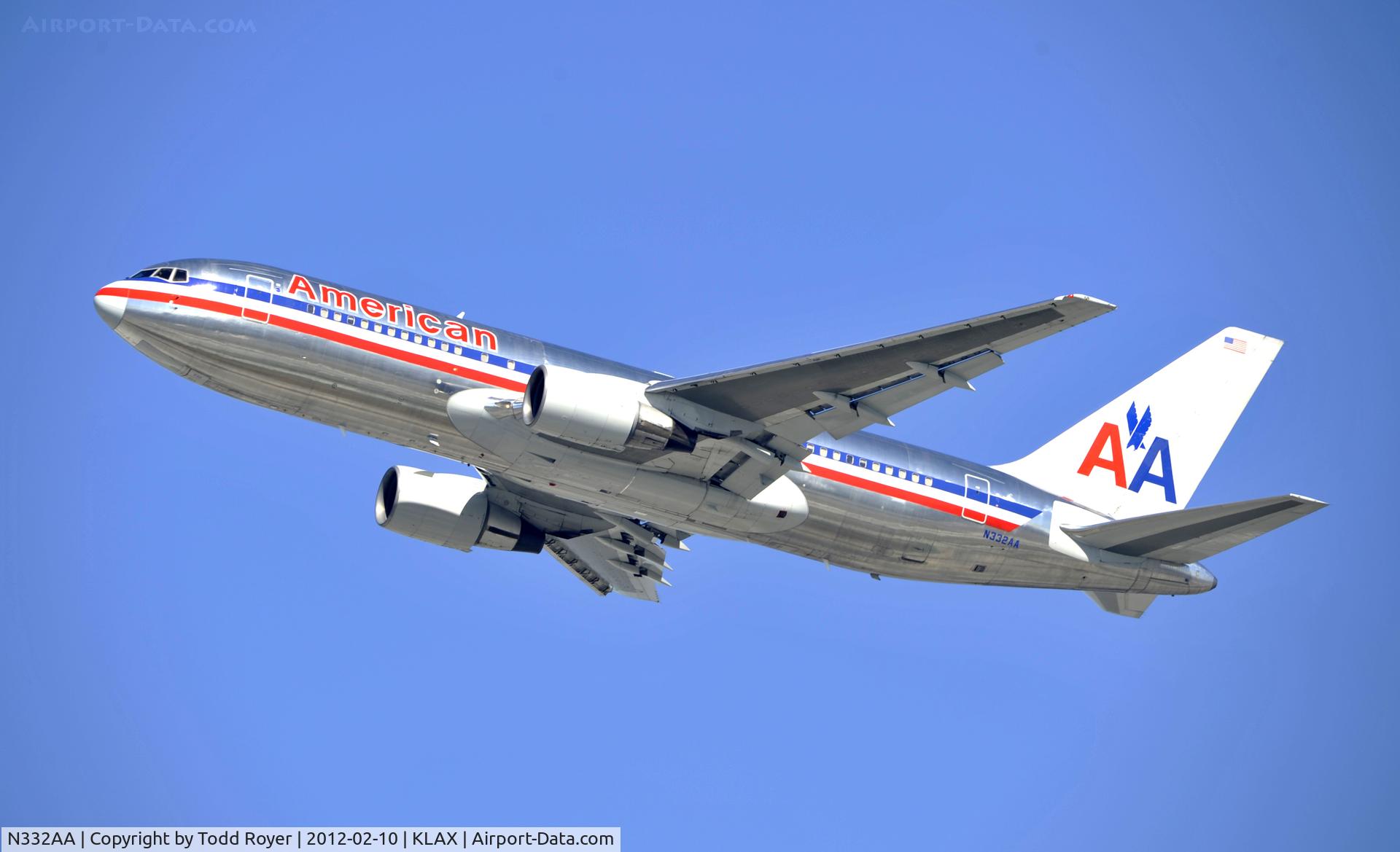 N332AA, 1987 Boeing 767-223 C/N 22331, Departing LAX on 25R