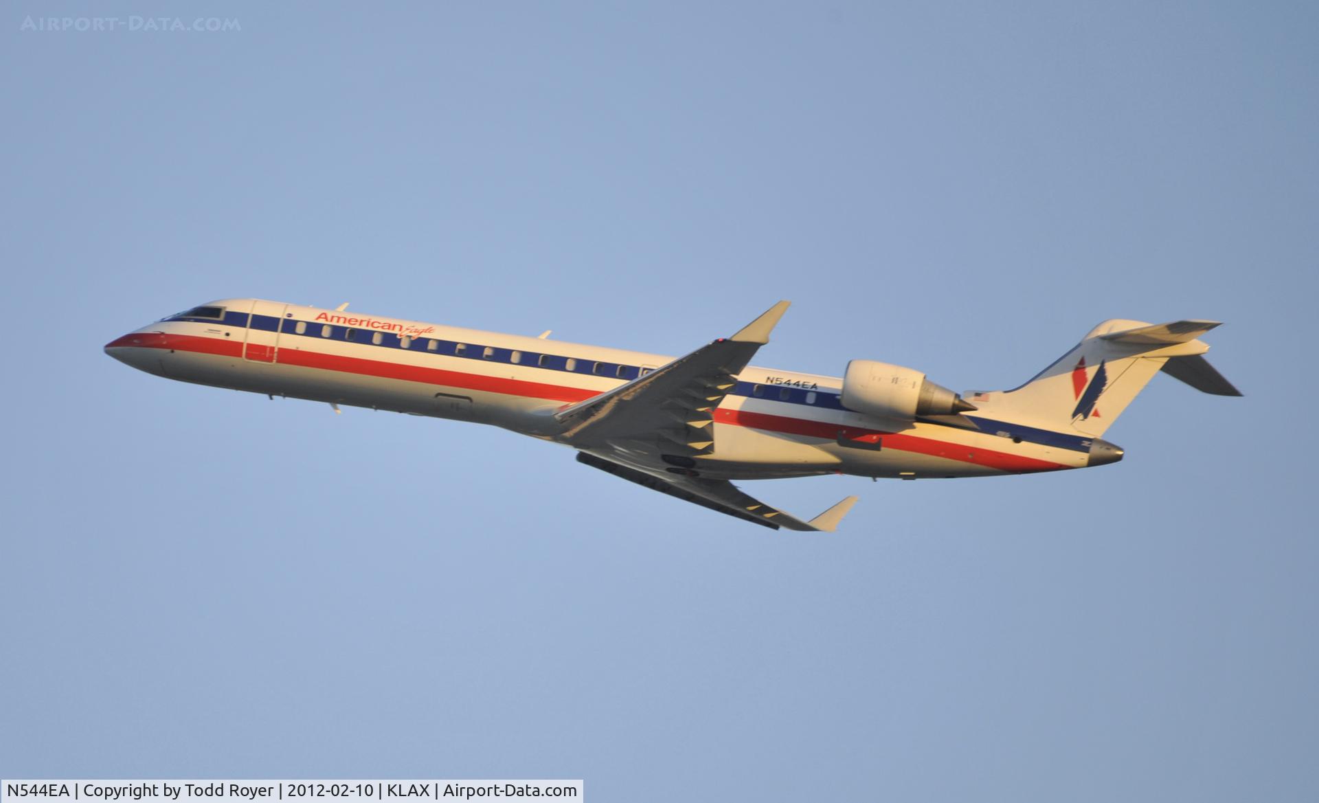 N544EA, Bombardier CRJ-702 (CL-600-2C10) Regional Jet C/N 10324, Departing LAX on 25R