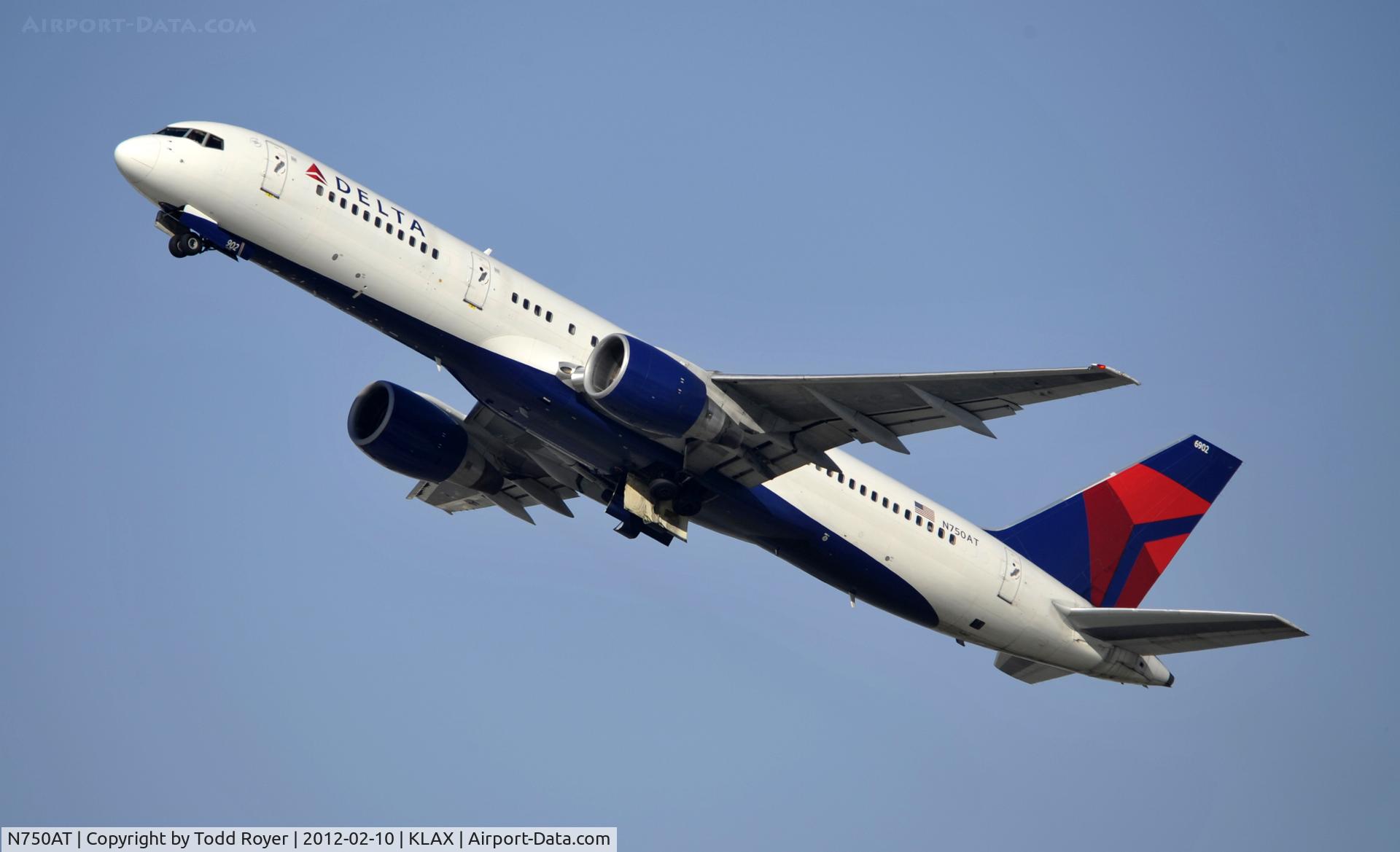 N750AT, 1984 Boeing 757-212 C/N 23126, Departing LAX on 25R