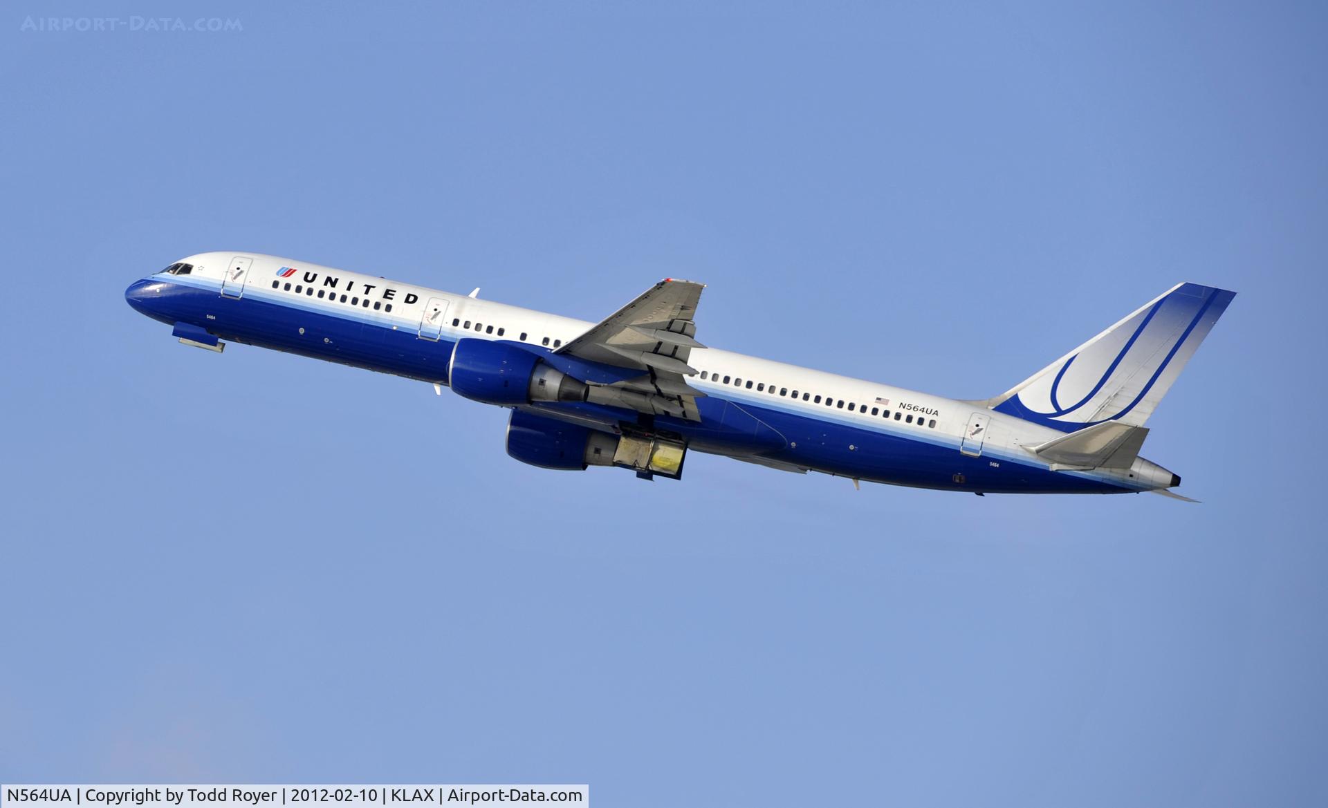 N564UA, 1992 Boeing 757-222 C/N 26666, Departing LAX on 25R