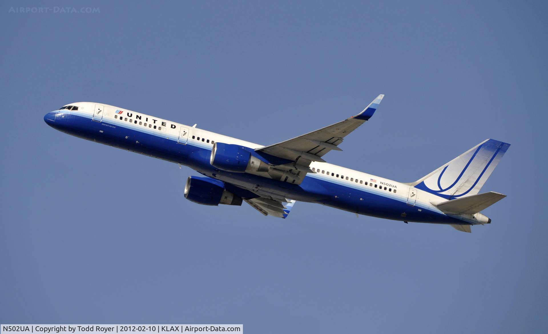 N502UA, 1989 Boeing 757-222 C/N 24623, Departing LAX on 25R