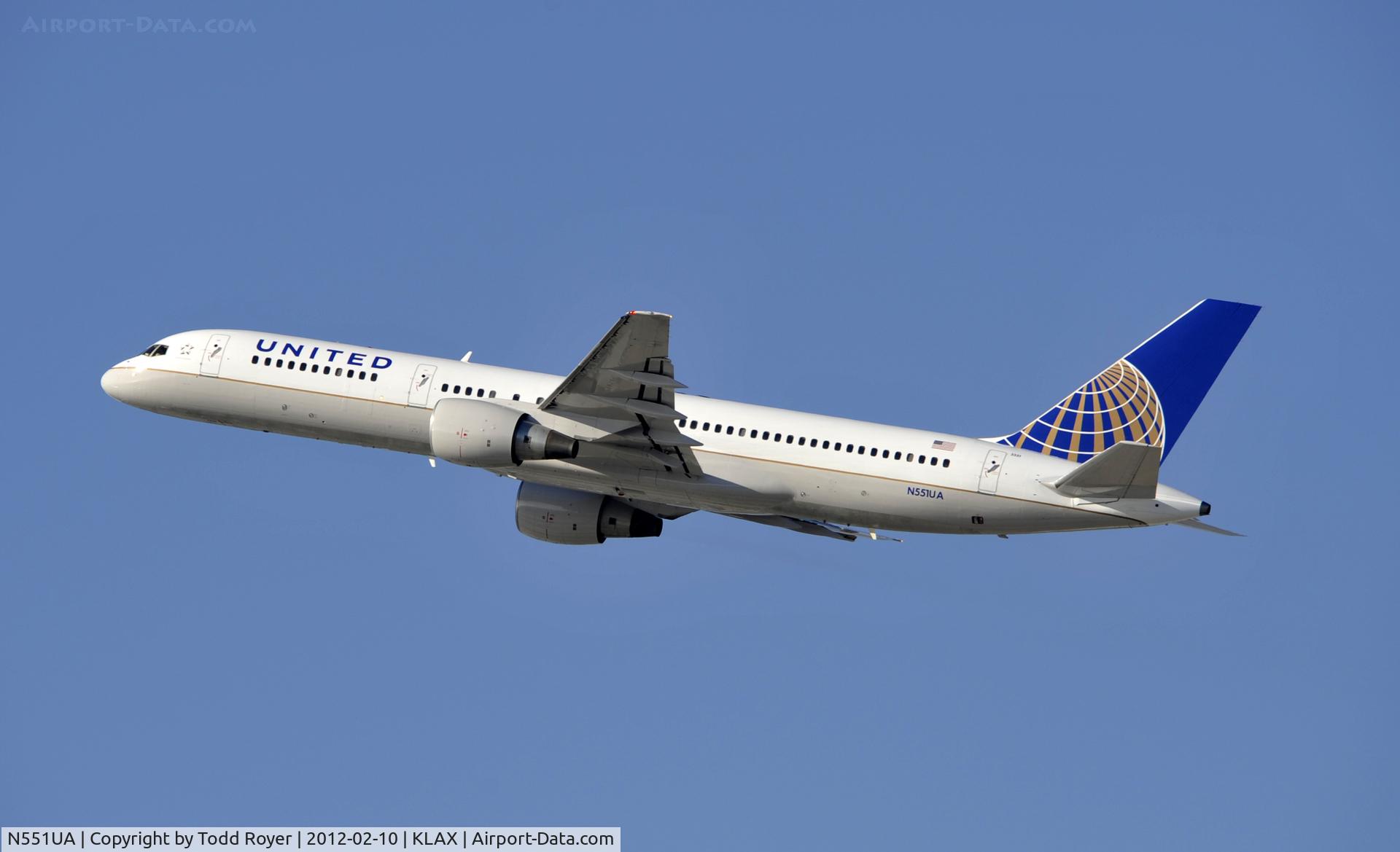 N551UA, 1992 Boeing 757-222 C/N 25399, Departing LAX on 25R