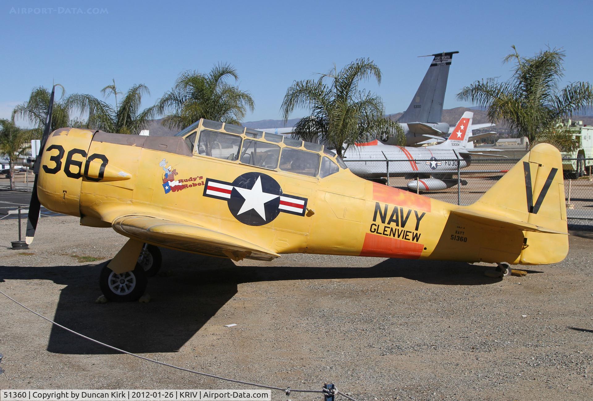 51360, 1943 North American SNJ-4 Texan C/N 88-13627, In the welcome static to the museum
