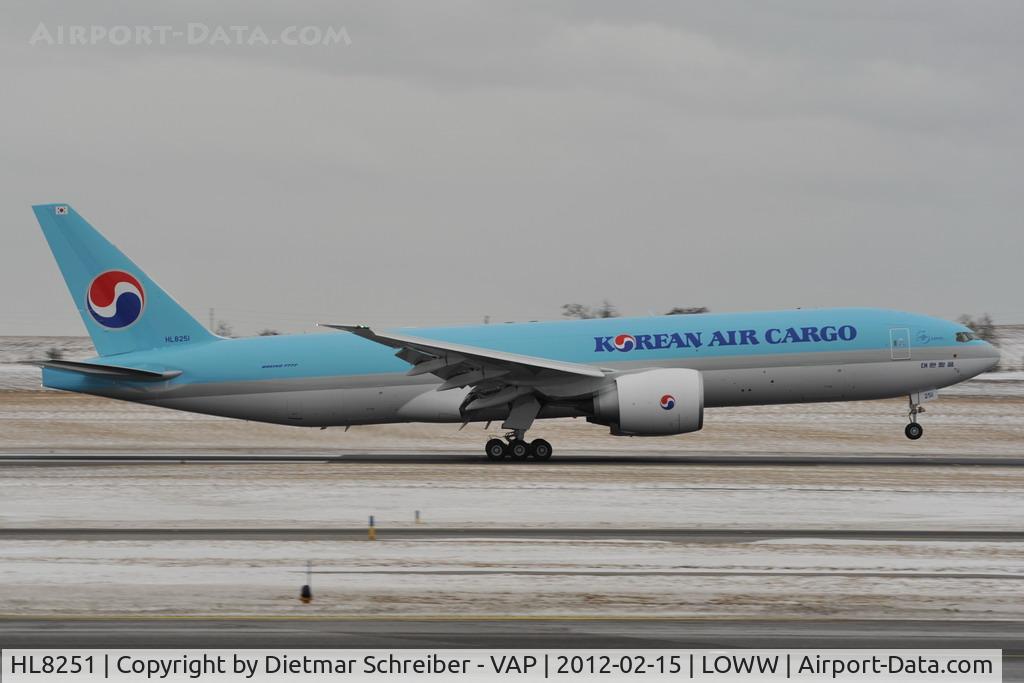 HL8251, 2012 Boeing 777-FB5 C/N 37639, Korean Air Boeing 777-200F