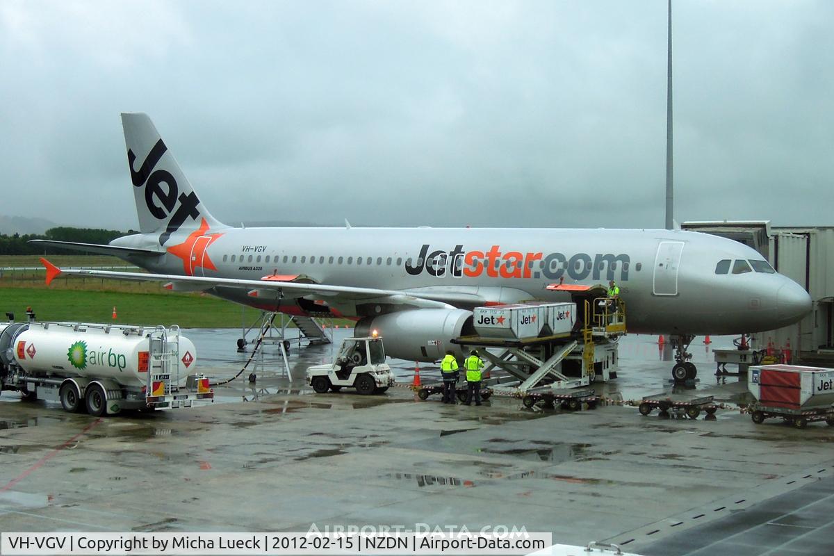 VH-VGV, 2010 Airbus A320-232 C/N 4229, In Dunedin