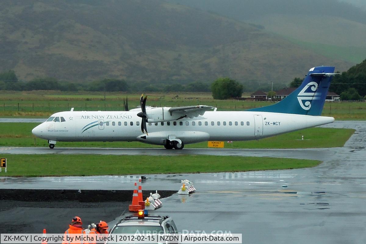 ZK-MCY, 2003 ATR 72-212A C/N 703, At Dunedin