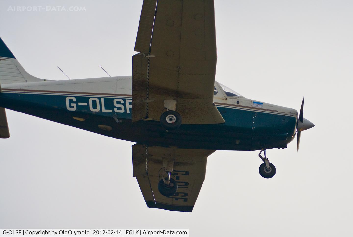 G-OLSF, 1989 Piper PA-28-161 Cadet C/N 2841284, Very short finals