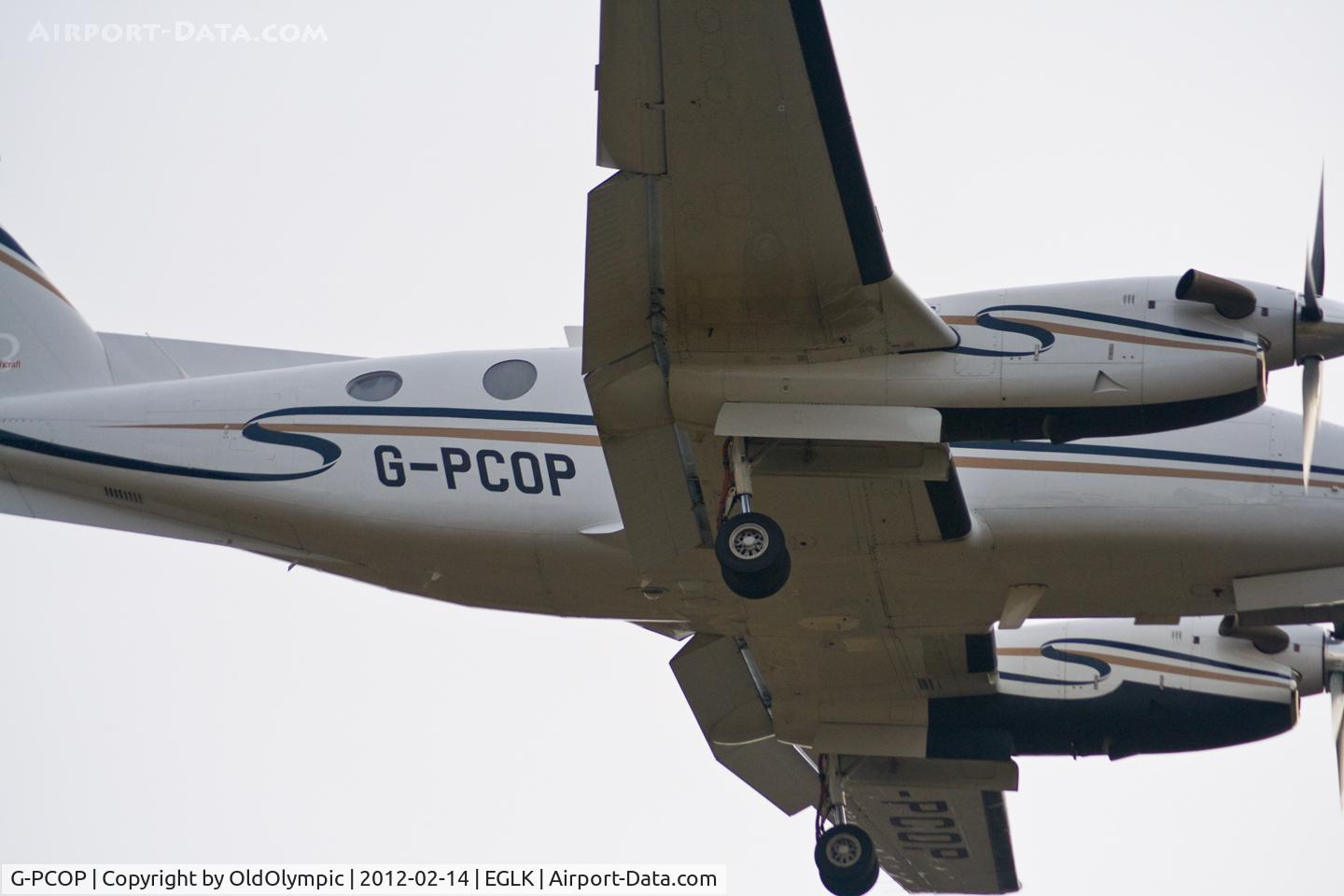 G-PCOP, 2004 Raytheon B200 King Air C/N BB-1860, Short finals RW25