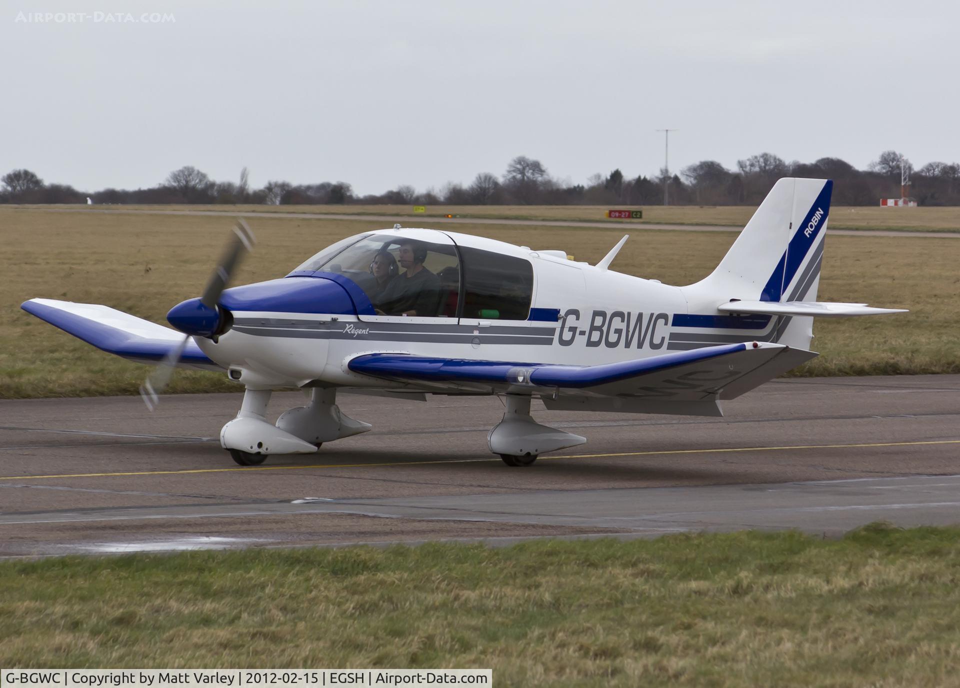 G-BGWC, 1979 Robin DR-400-180 Regent Regent C/N 1420, Arriving at SaxonAir.