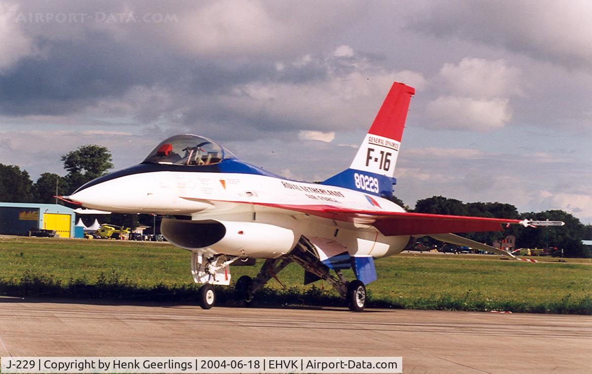 J-229, 1978 Fokker F-16A Fighting Falcon C/N 6D-18, General Dynamics F-16A Fighting Falcon J-229 Royal Netherlands Air Force painted as F-16 prototype 80229
