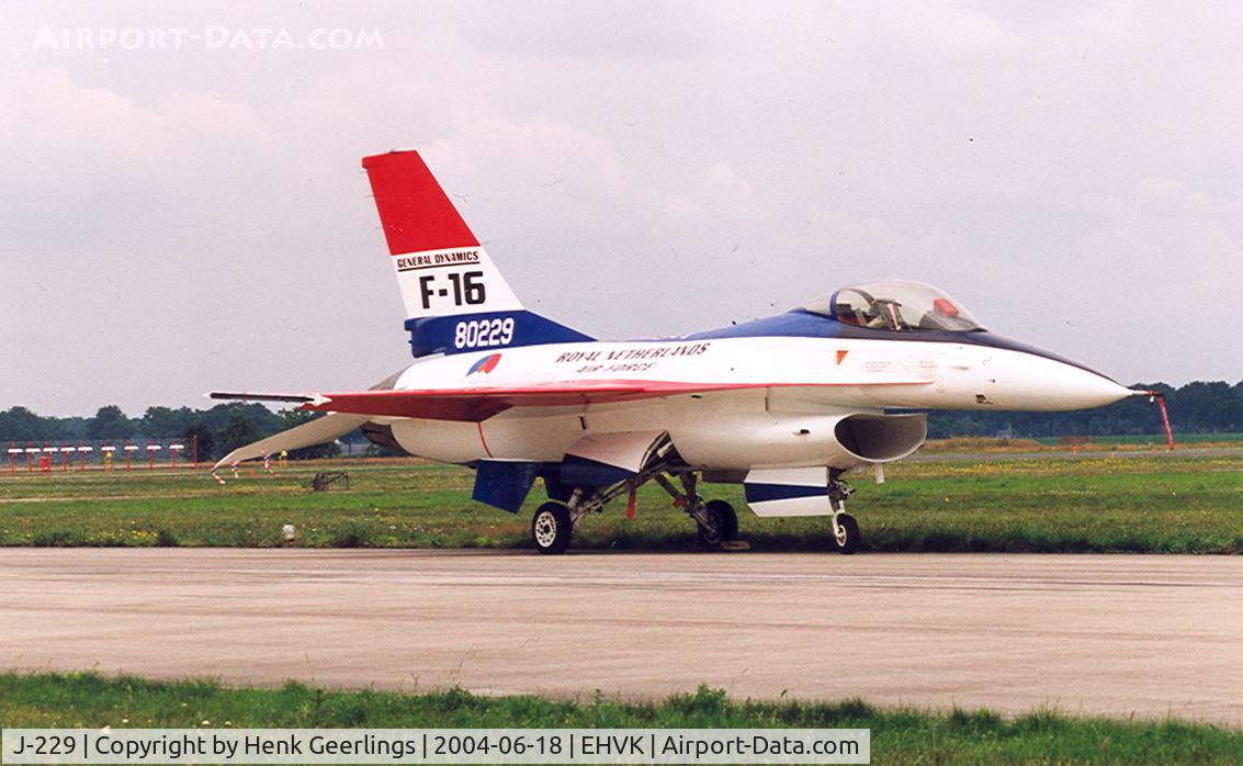 J-229, 1978 Fokker F-16A Fighting Falcon C/N 6D-18, General Dynamics F-16A Fighting Falcon J-229 Royal Netherlands Air Force painted as F-16 prototype 80229