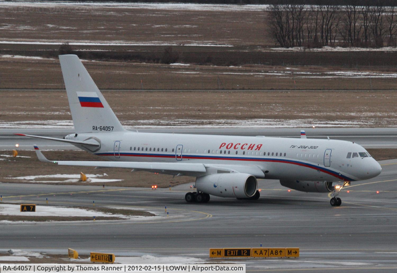 RA-64057, Tupolev 204-300 C/N 64057, Rossiya Tupolev 204