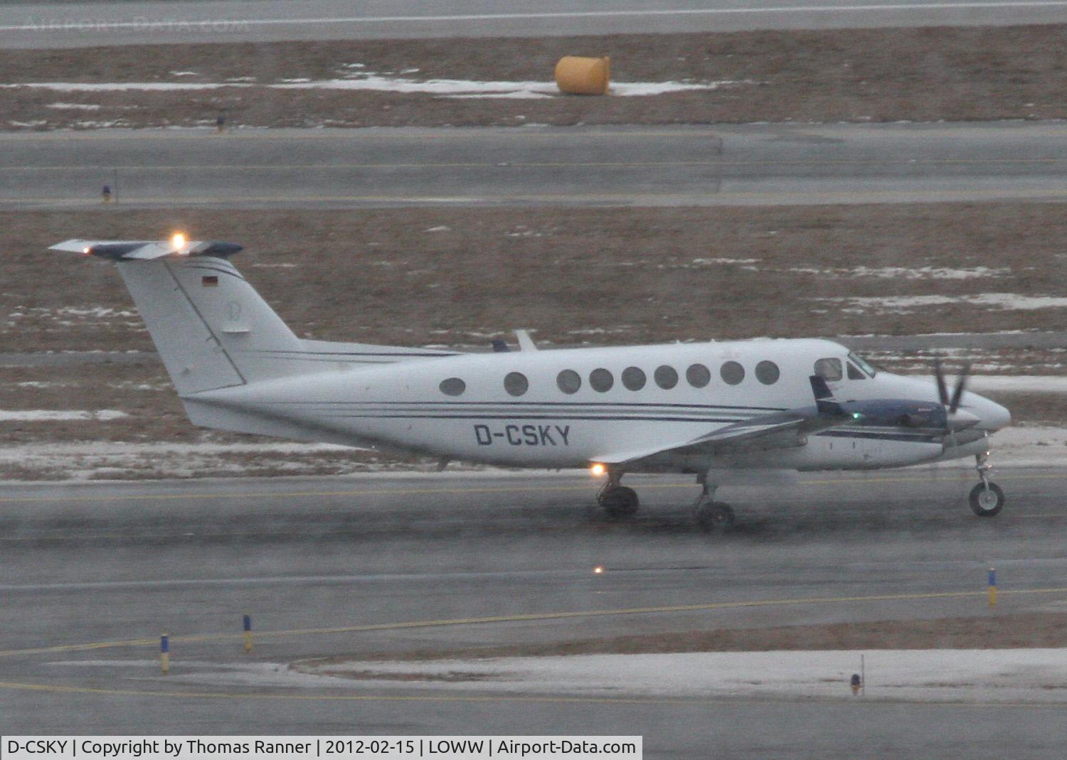 D-CSKY, 1996 Beechcraft B300 Super King Air 350 C/N FL-130, Alpha Exec Beechcraft King Air 350