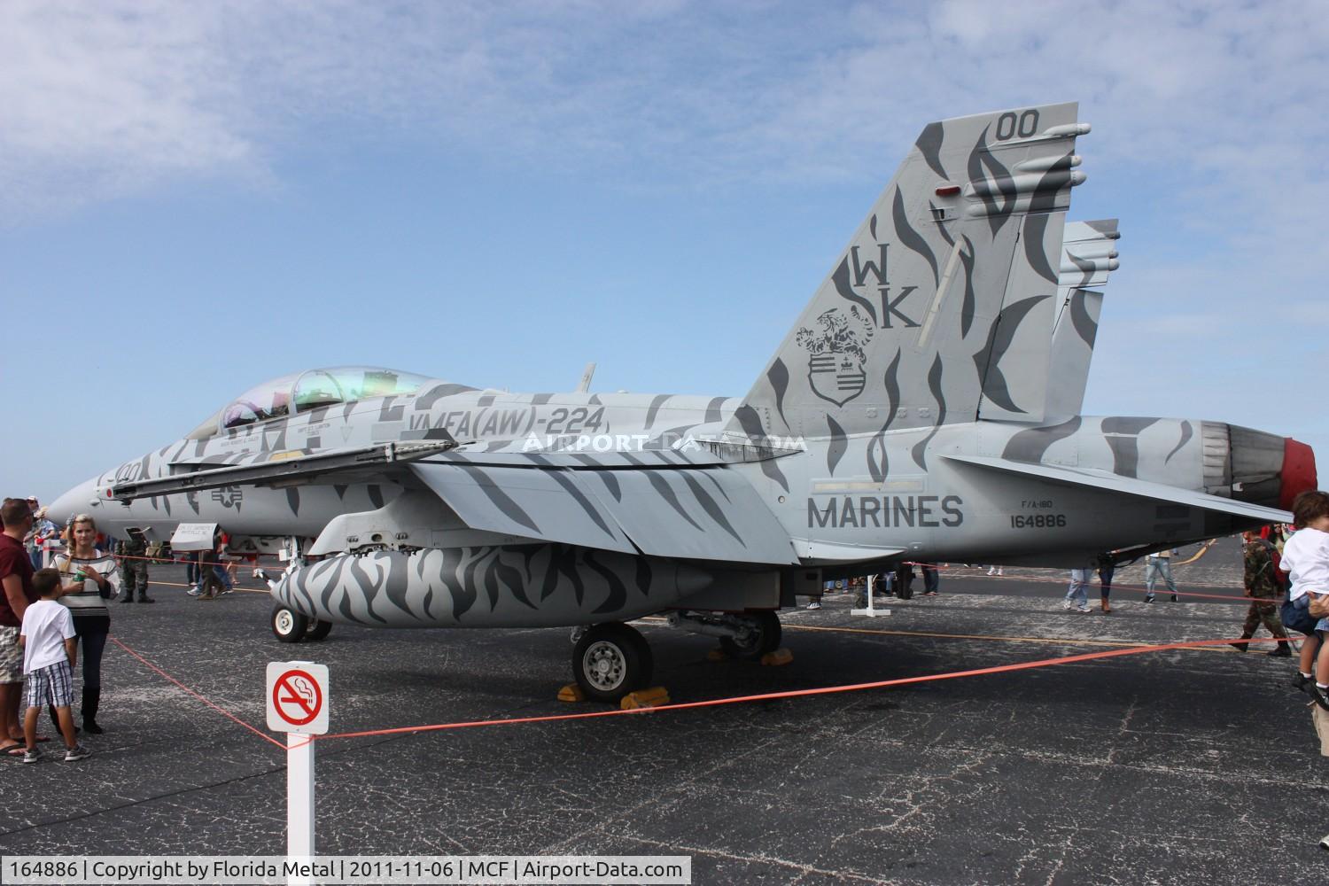 164886, McDonnell Douglas F/A-18D Hornet C/N 1218/D124, F/A-18D
