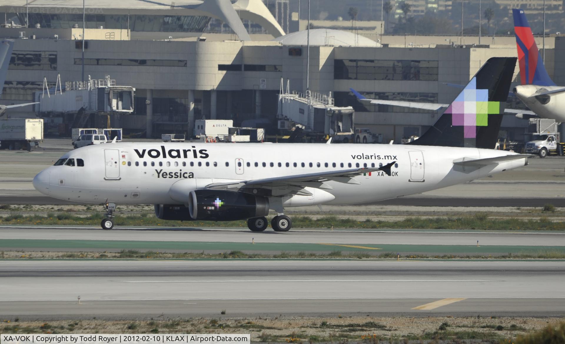 XA-VOK, 2008 Airbus A319-113 C/N 3450, Arrived on 25L