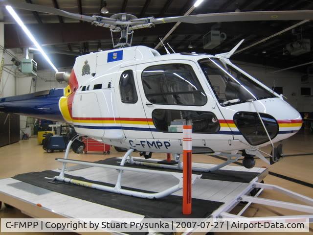 C-FMPP, 2006 Aérospatiale AS-350B-3 Ecureuil C/N 4124, In hanger on dolly platform