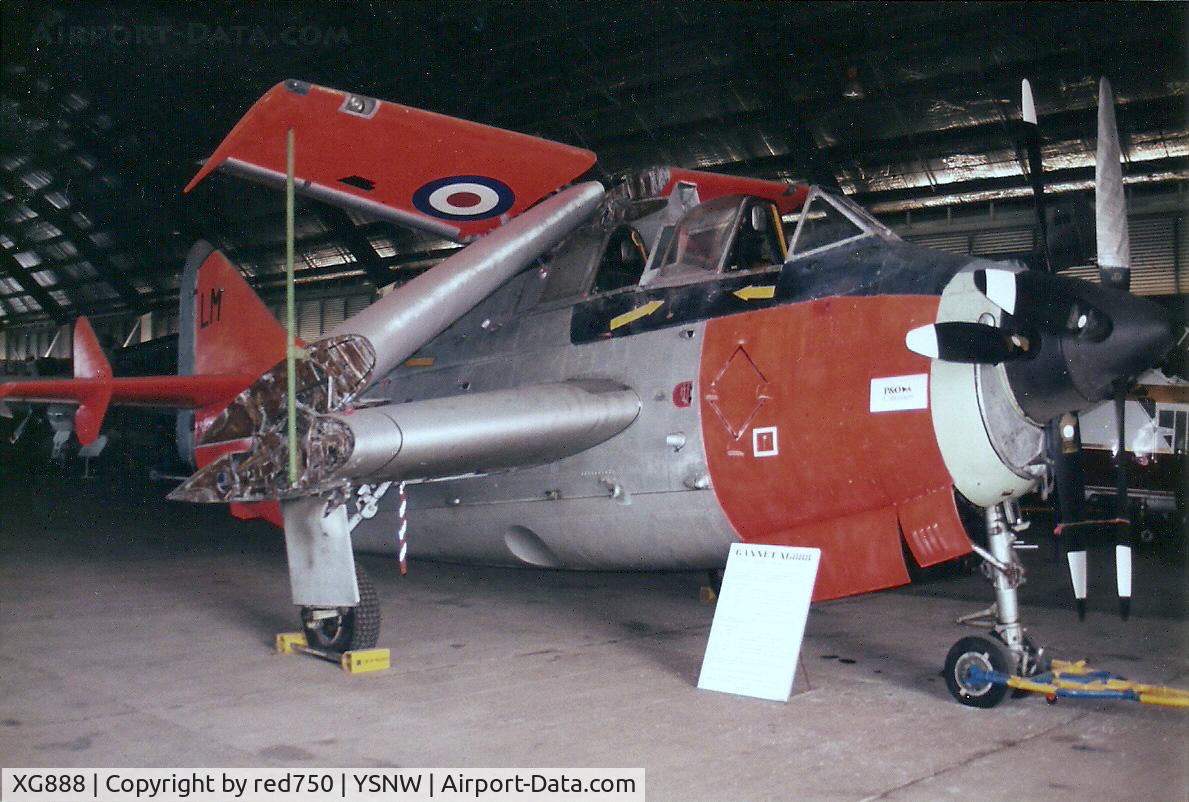 XG888, 1957 Fairey Gannet T.5 C/N F9417, Photograph by Edwin van Opstal with permission. Scanned from a color print.