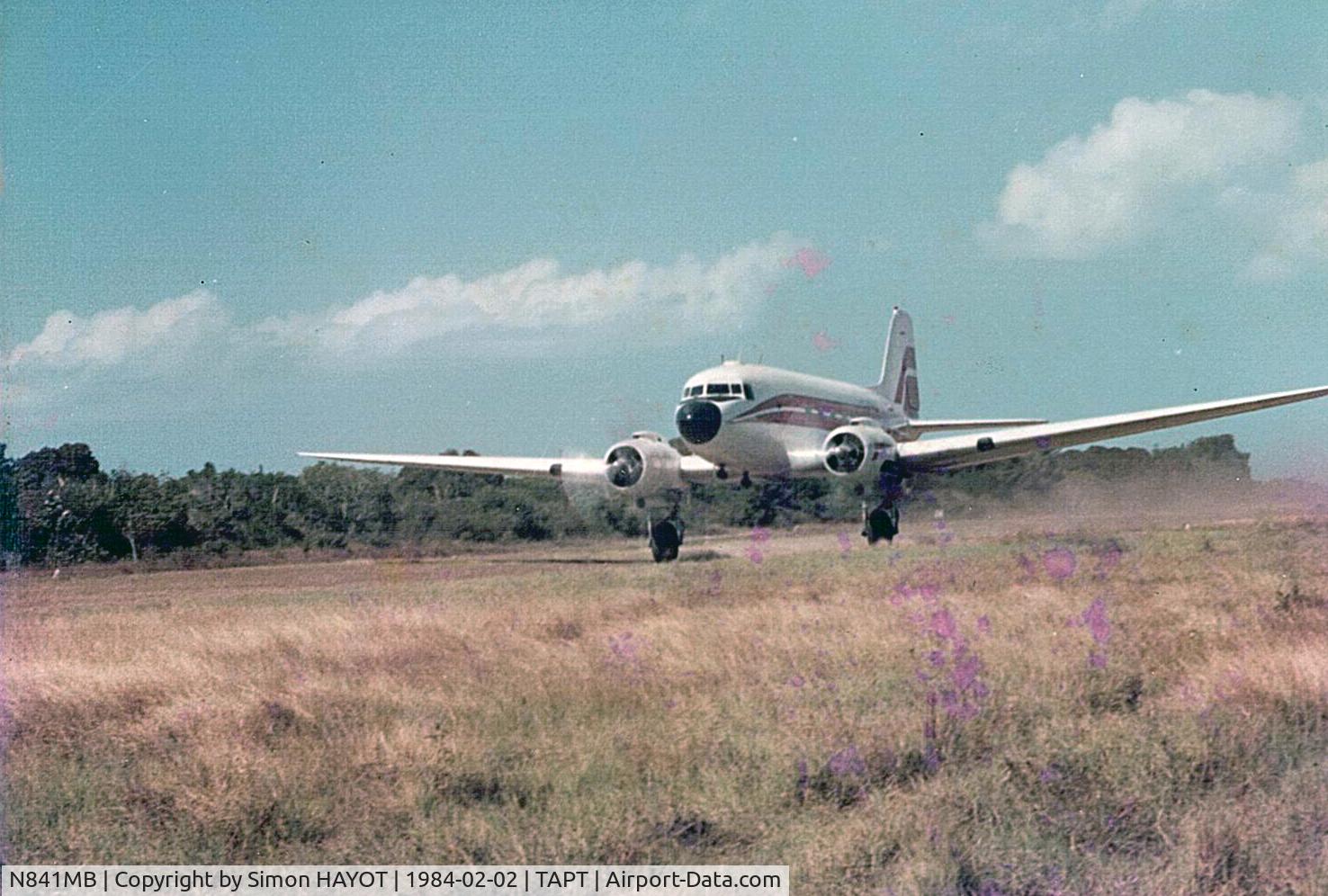 N841MB, 1942 Douglas DC-3A-S1C3G C/N 18961, Landing in Coco point Barbuda (Caribbean(