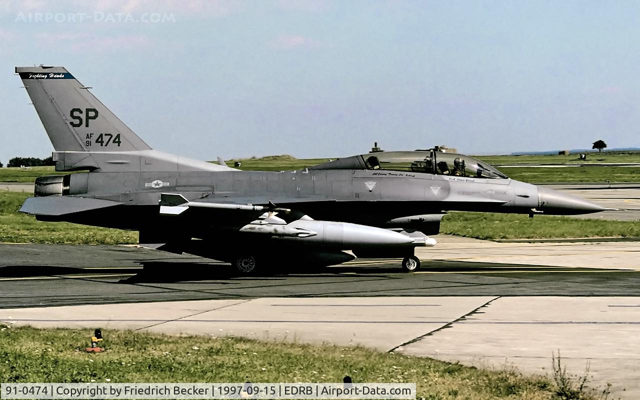 91-0474, 1991 General Dynamics F-16DJ-50-CF C/N CD-29, taxying to the active