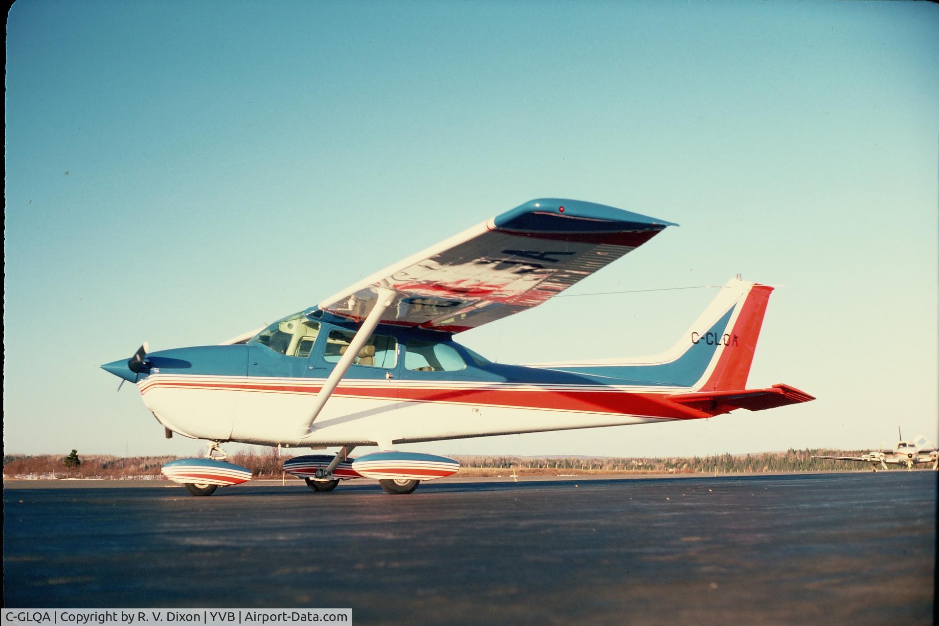 C-GLQA, 1972 Cessna 172M C/N 17260976, Skyhawk at Bonaventure circa 1975