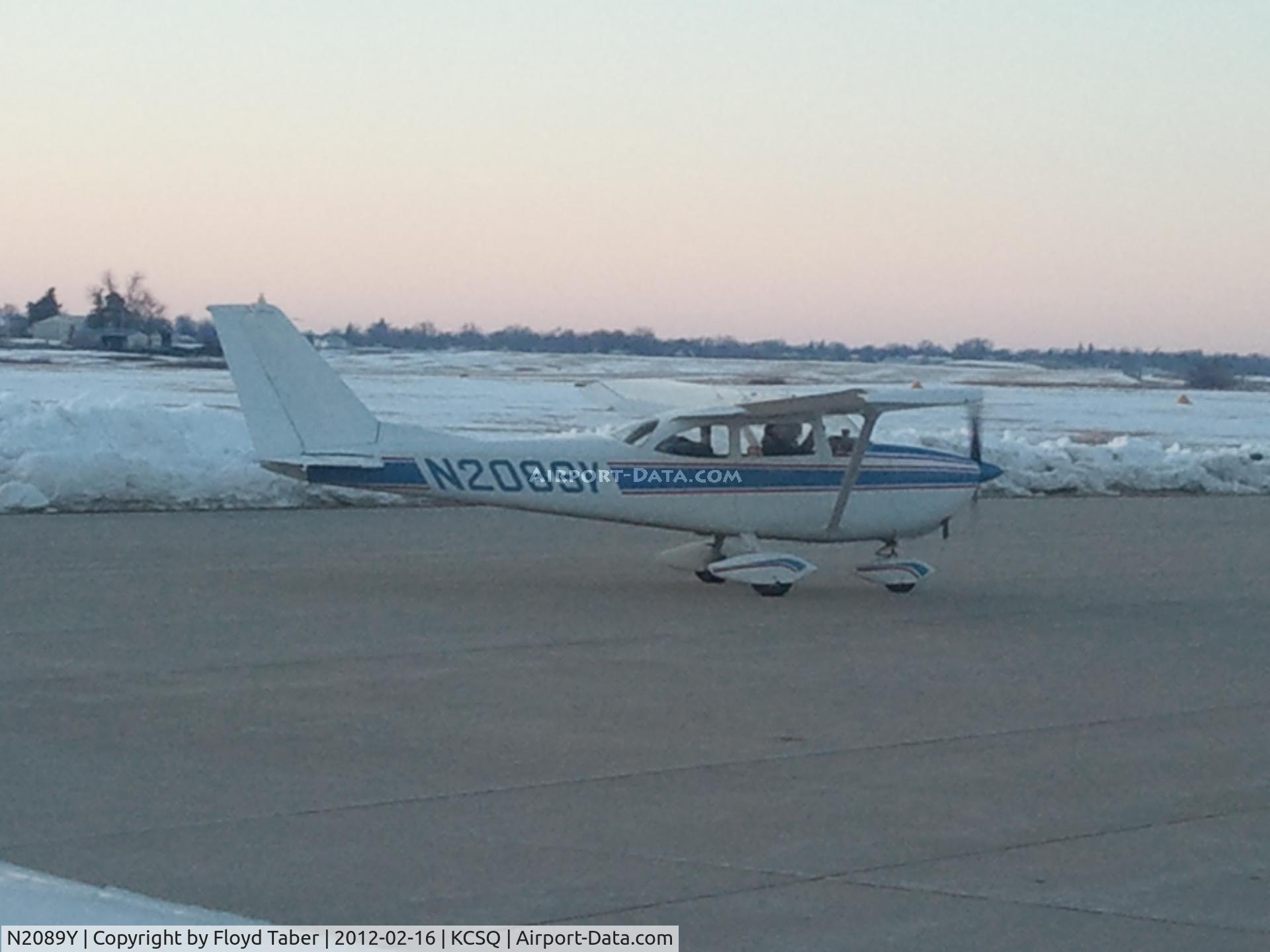 N2089Y, 1962 Cessna 172D C/N 17249589, Just landed at Creston