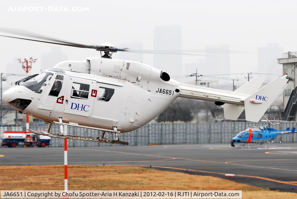 JA6651, 1991 MBB-Kawasaki BK-117B-2 C/N 1072, NikonD200+TAMRON SP AF 70-200mm F/2.8 Di LD [IF]