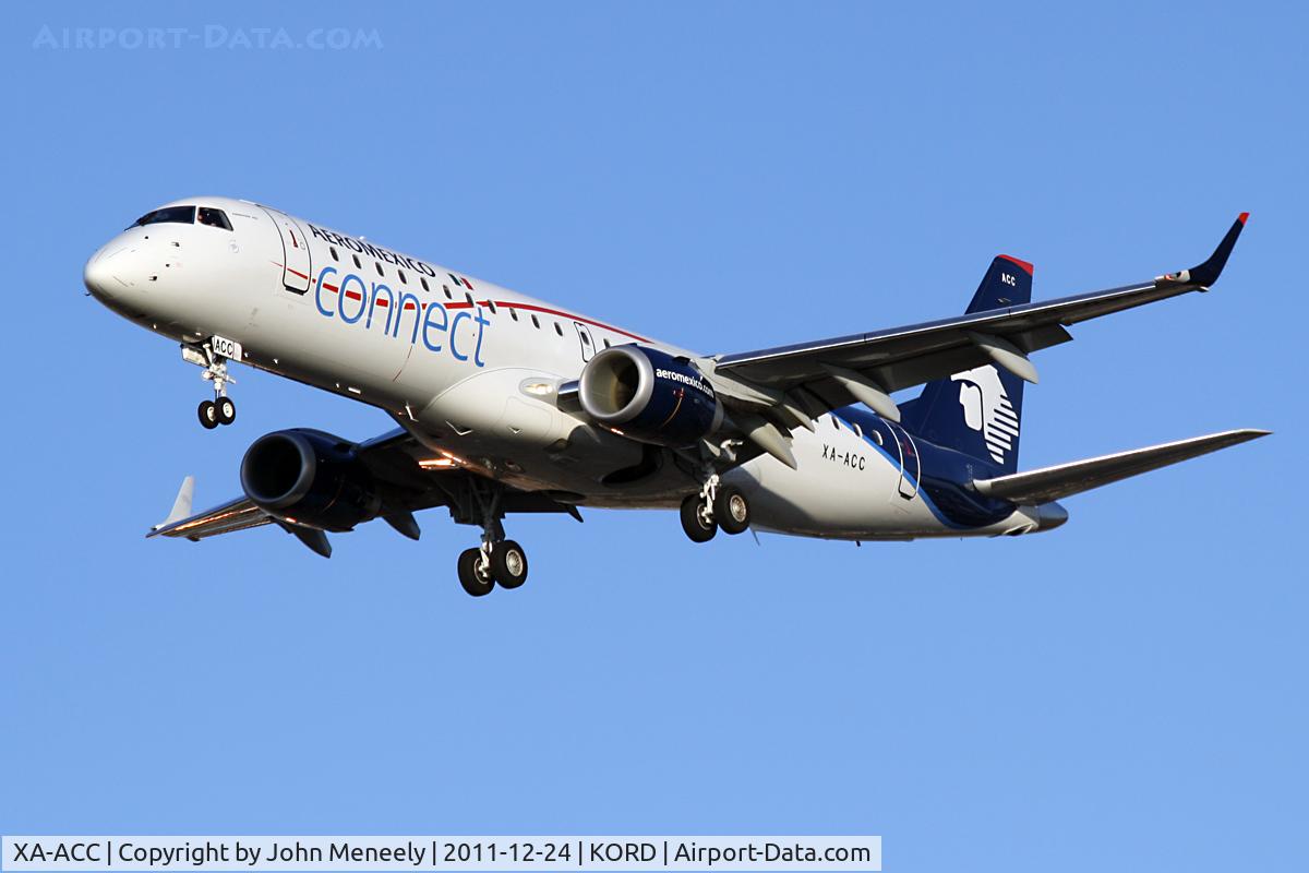 XA-ACC, 2011 Embraer 190AR (ERJ-190-100IGW) C/N 19000499, Short final for 28