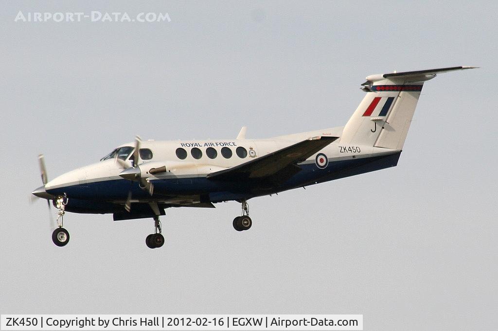 ZK450, 2003 Raytheon B200 King Air C/N BB-1829, RAF 3FTS / 45(R) Sqn based at RAF Cranwell